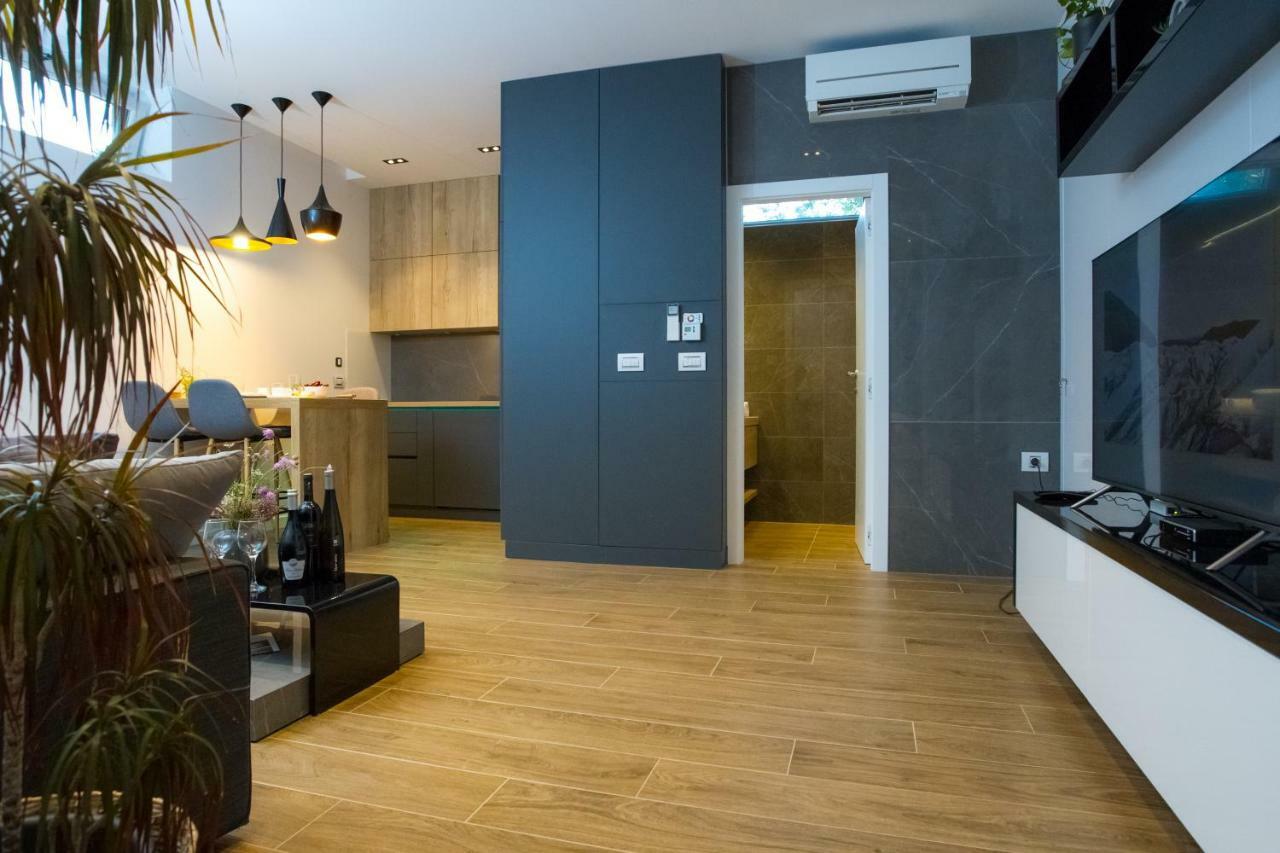 Apartmani Paklenica Noa Starigrad Paklenica Extérieur photo