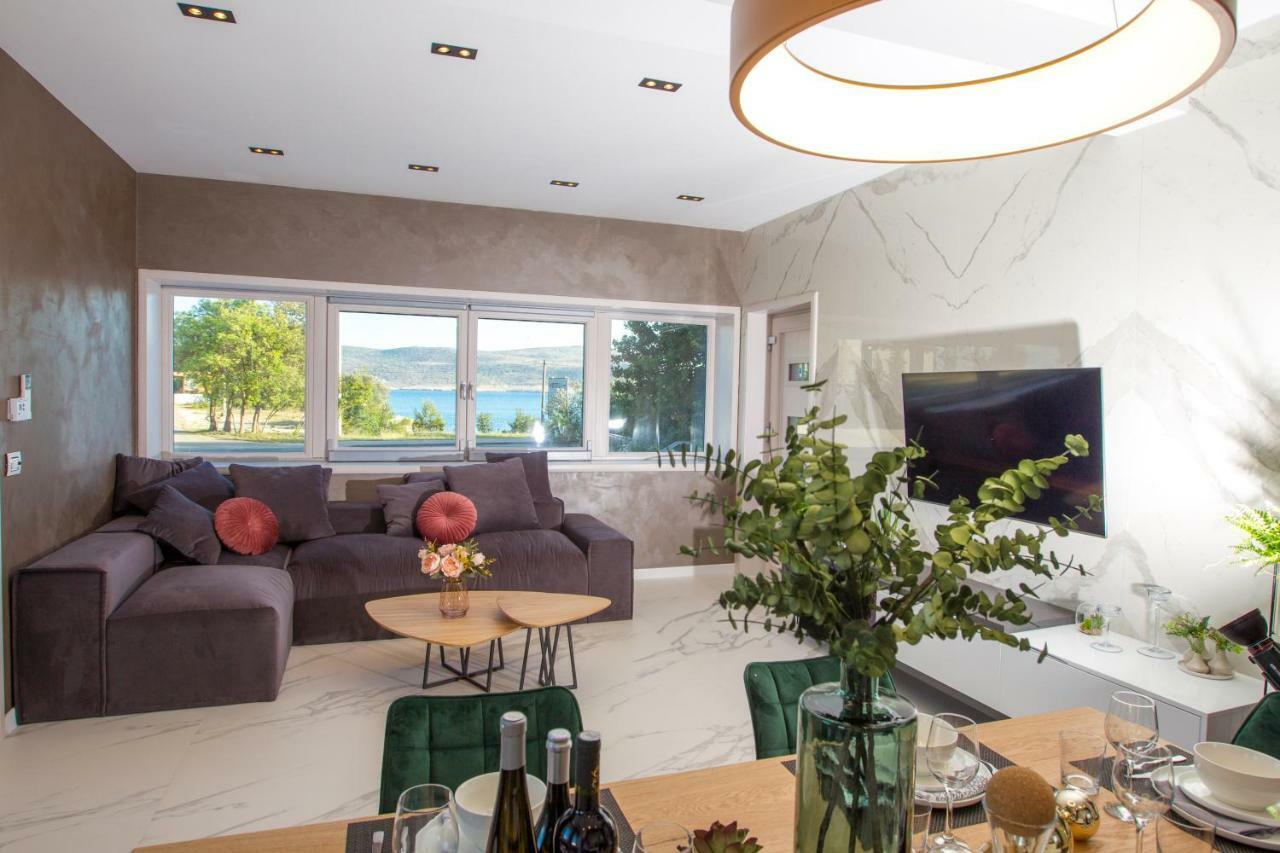 Apartmani Paklenica Noa Starigrad Paklenica Extérieur photo