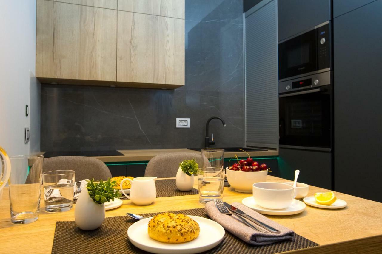 Apartmani Paklenica Noa Starigrad Paklenica Extérieur photo